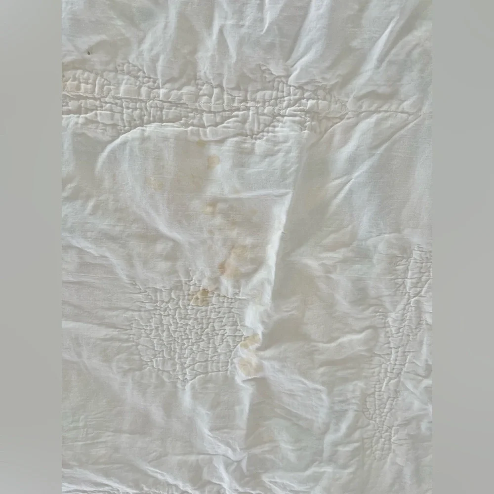 Vintage c.1930s Handmade Daffodil Appliqué Hand Stitched Quilt 66x85”